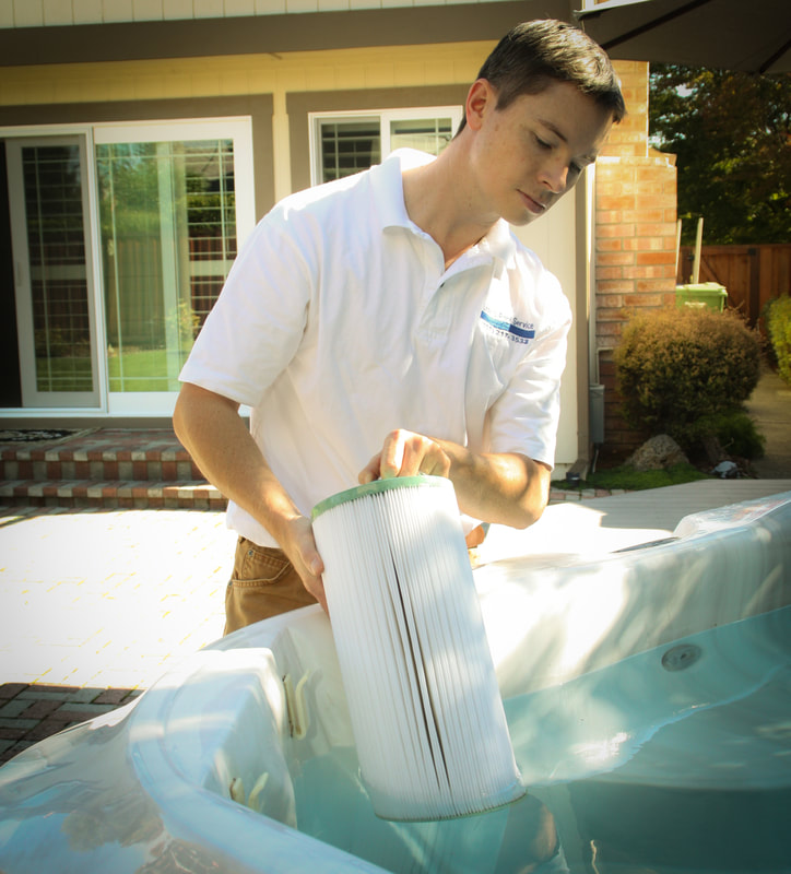 Picture of Linden's Pool Service testing spa water chemistry